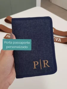 Home 49 Porta documentos de viagem personalizado